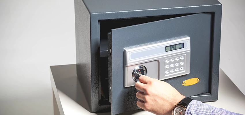 Jewelry Safe Unlocking Service in Desert Hot Springs, California