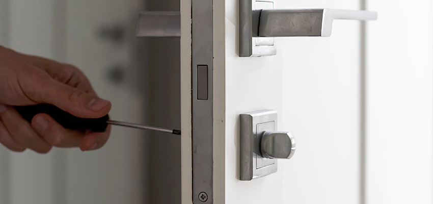 Key Programming Locksmith Open Now in Desert Hot Springs, California